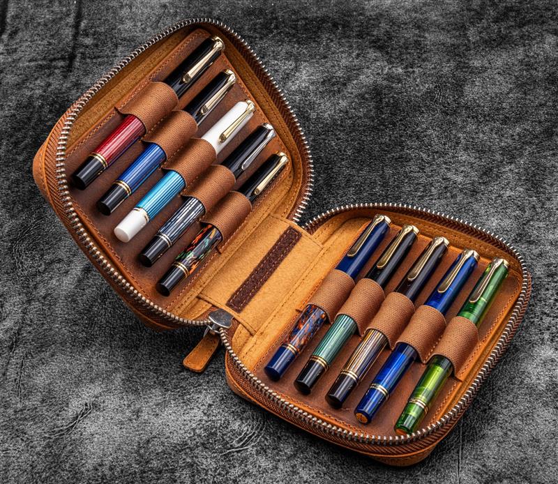 Expansi-Pouch Leather Wide 10 Slots Pen Case - A6 Zip Folio - Crazy Horse Brown