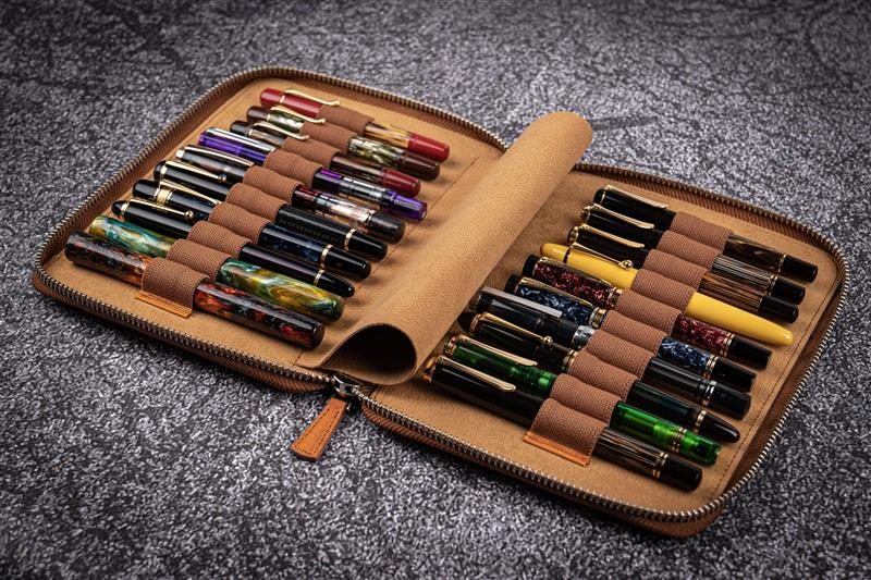 Galen Leather - Leather Zippered 20 Slots Pen Case - Crazy Horse Brown