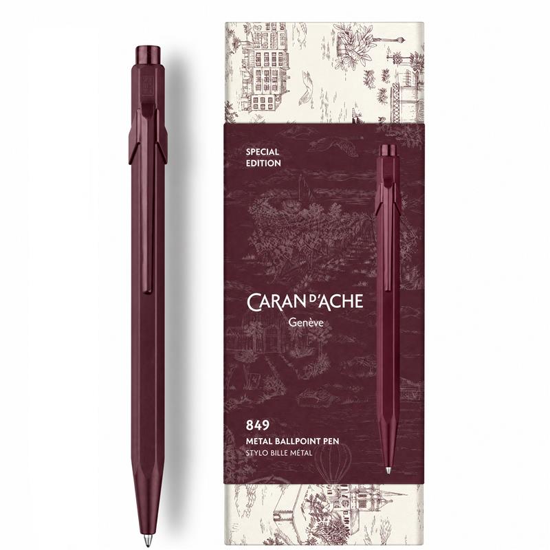 Caran d'Ache 849 Toile de Jouy penna a sfera Burgundy