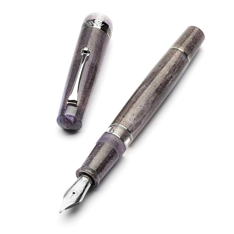 Leonardo Momento Magico Amethyst ST Fountain Pen - Stilografica