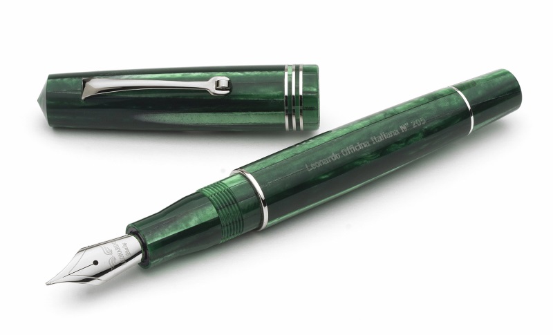 Leonardo Momento Zero Green Alga HT 14k Gold Nib Fountain Pen - Stilografica