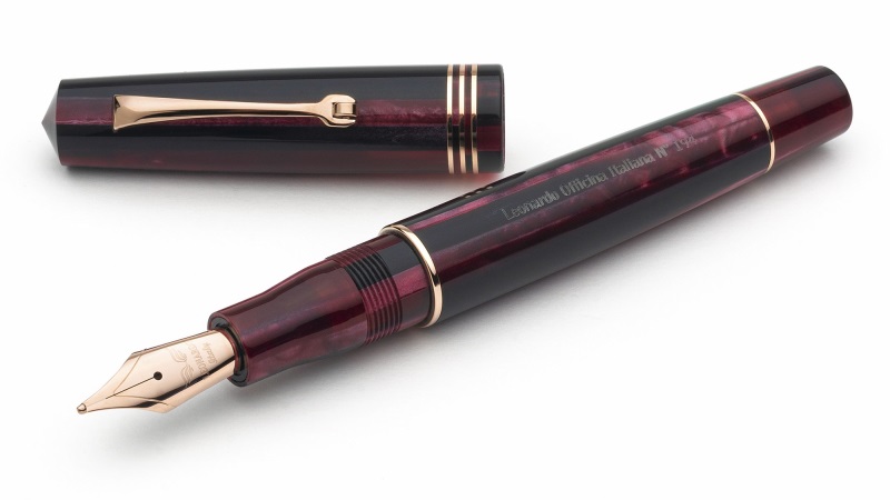 Leonardo Momento Zero Prugna RGT 14k Gold Nib - Fountain Pen - Stilografica