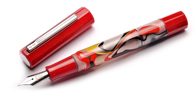OPUS 88 Flow Red Fountain Pen - Stilografica