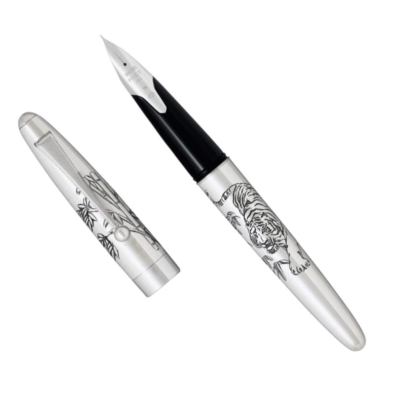 Pilot Art Craft Silvern Tiger Fountain Pen - Stilografica