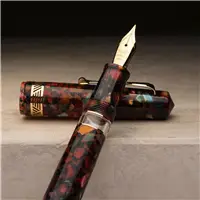 Leonardo New Momento Magico Shiny Black RT Fountain Pen - Stilografica