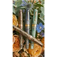 Leonardo MZG 2.0 The Power of Flowers 2026 COSMOS #8 Gold nib Fountain Pen - Stilografica