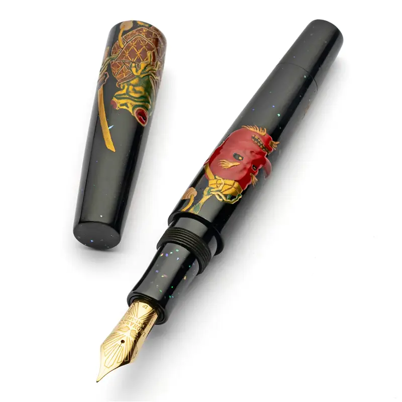 Leonardo Essenza Oni and Frog Taka Maki-e Black - #8 Gold nib "la Fenice